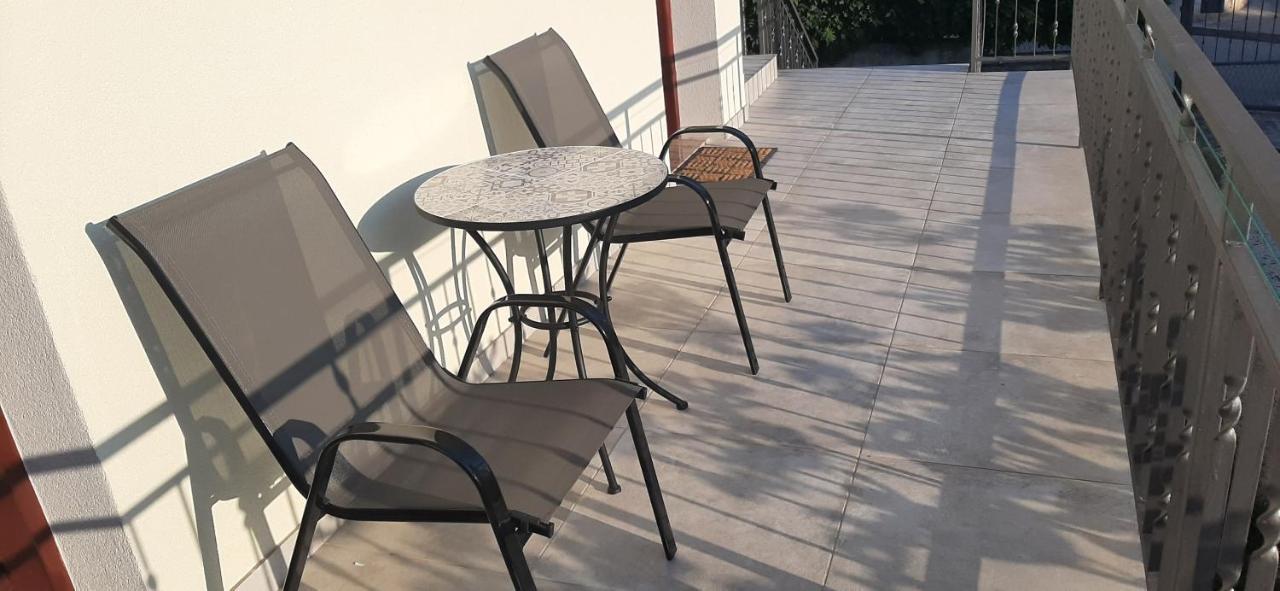 Apartments Figos Trogir Bagian luar foto