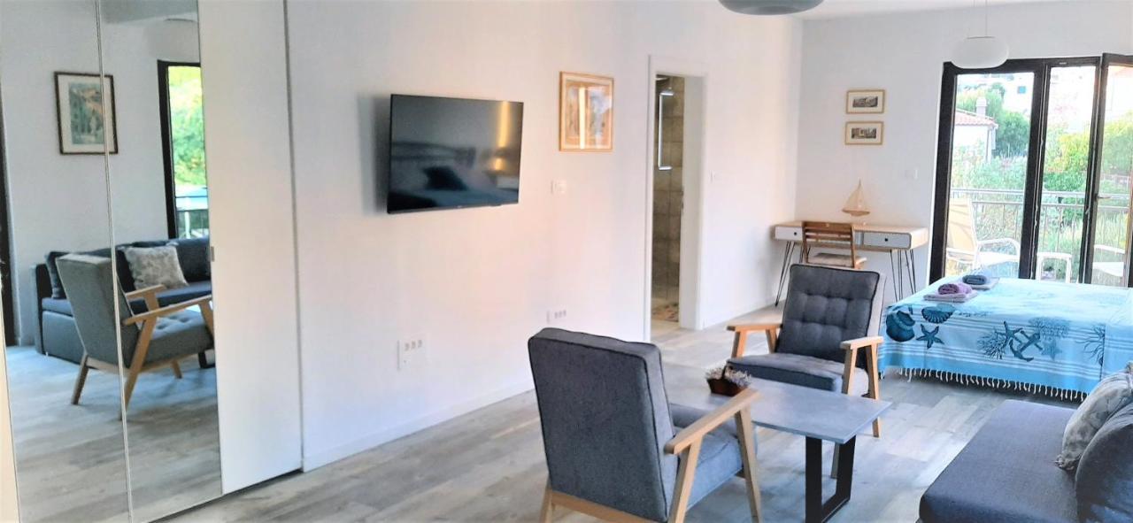 Apartments Figos Trogir Bagian luar foto