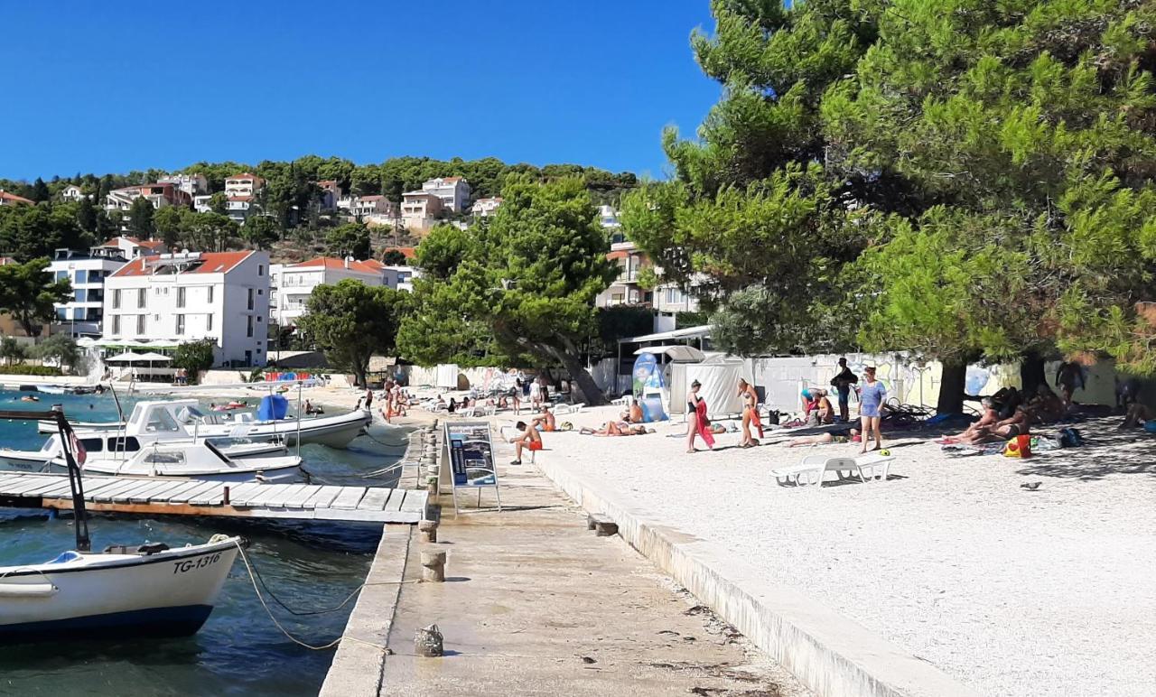 Apartments Figos Trogir Bagian luar foto