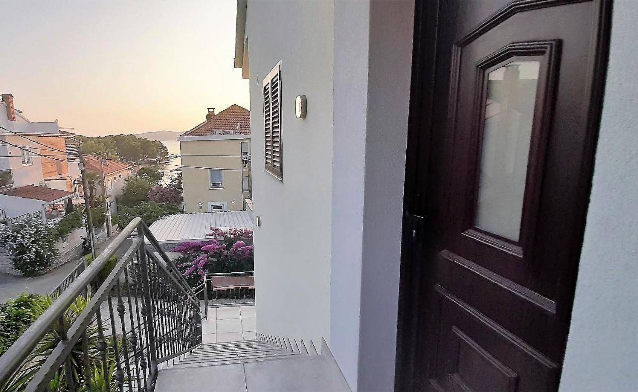 Apartments Figos Trogir Bagian luar foto
